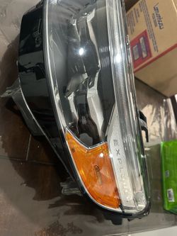 Ford Explorer Headlight Driver side 2020 2021 2022 2023 2024