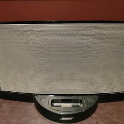 Bose IPOD 1st Generation Speaker Dock With EXTRAS!!