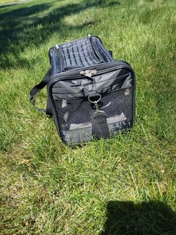 Cat carrier