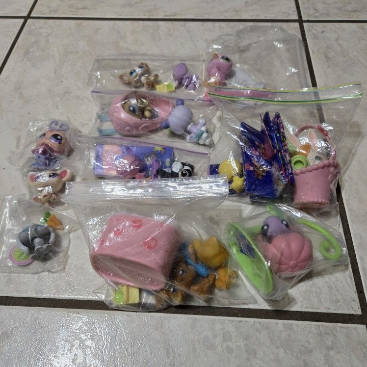 Lot Of LPS Littles Pet Shops Dog Cat Bunny Animals With Accessories Toy Collection