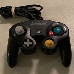 NINTENDO GAME CUBE CONTROLLER 