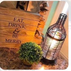 Scentsy vino warmer 