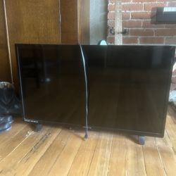 35in Magnavox TV