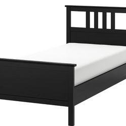 Twin Bed With boxspring 