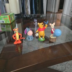 Winnie the pooh collectible figures