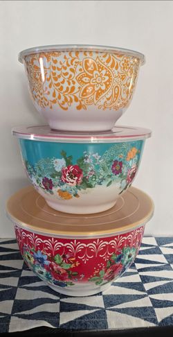 2018~RARE, Hard to Find ~THE PIONEER WOMAN💐 MELODY  6 PIECE MELAMINE SERVING BOWLS SET OF 3 BOWLS WITH 3 LIDS.