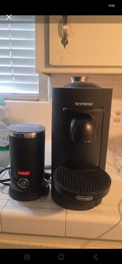 Nespresso De'Longhi Espresso Machine with Bodum Frother