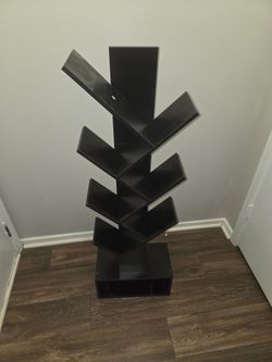 Tree bookshelf