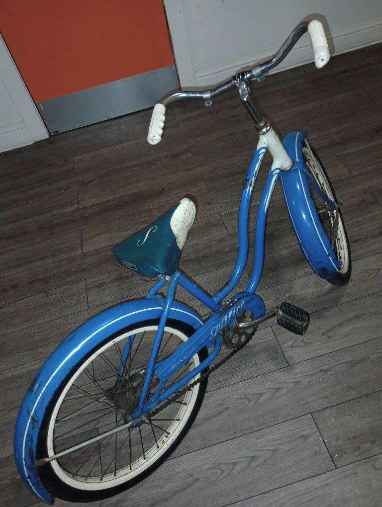 Kids 1960s Schwinn BIKE 