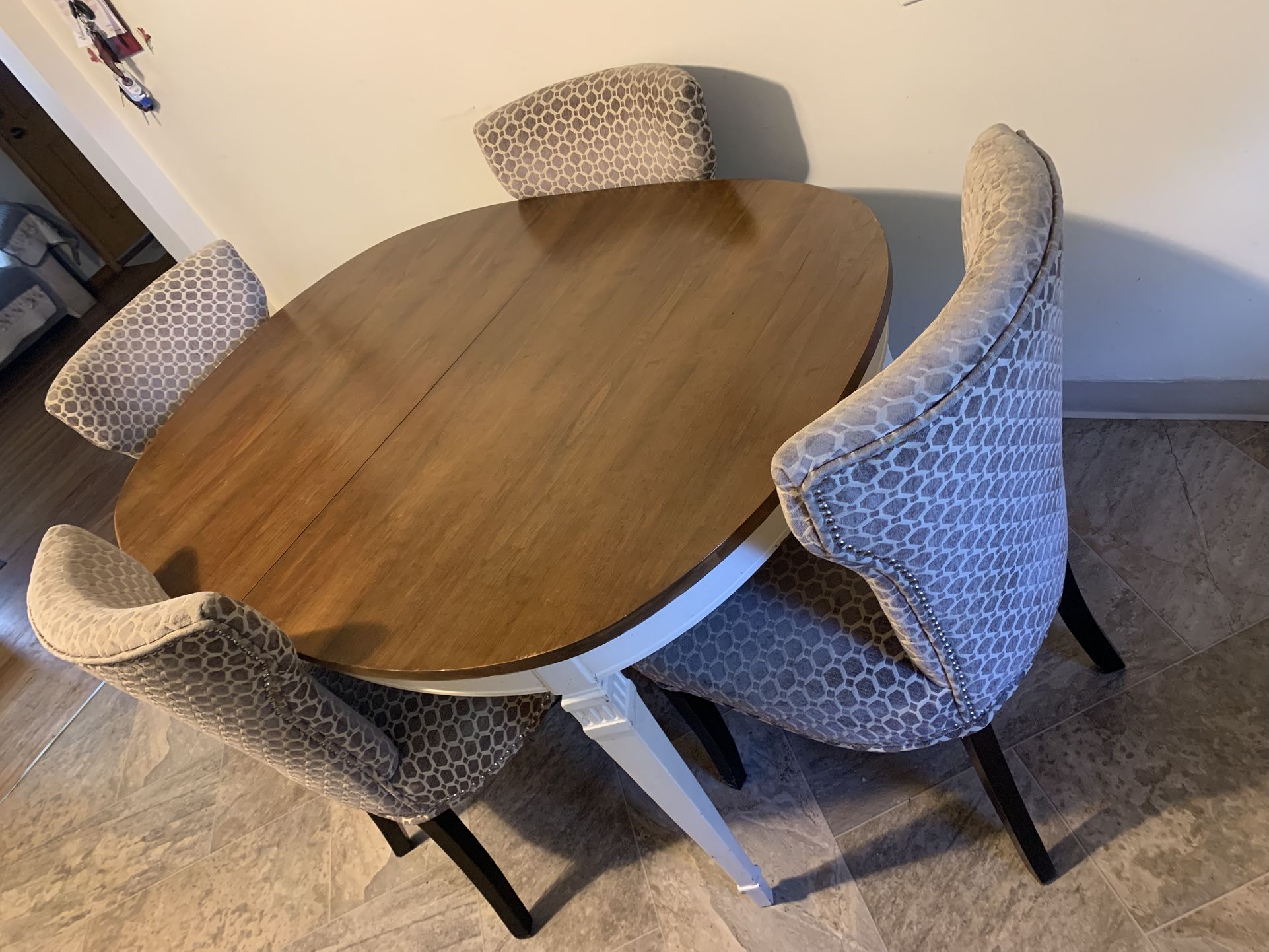 Dining Table With 4 Chairs