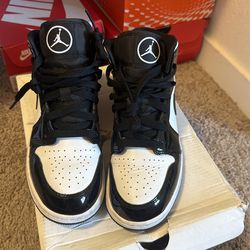 Air Jordan 1 Mid SE 'All Star 2021