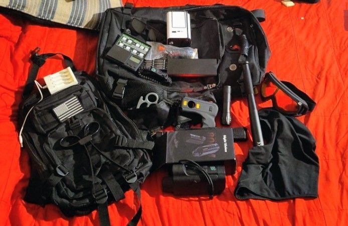 Night Vision Binoculars Plus Other Things In This Bundl