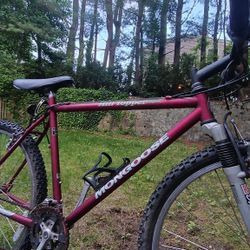 mongoose mountain bike hilltoper front Suspension$100