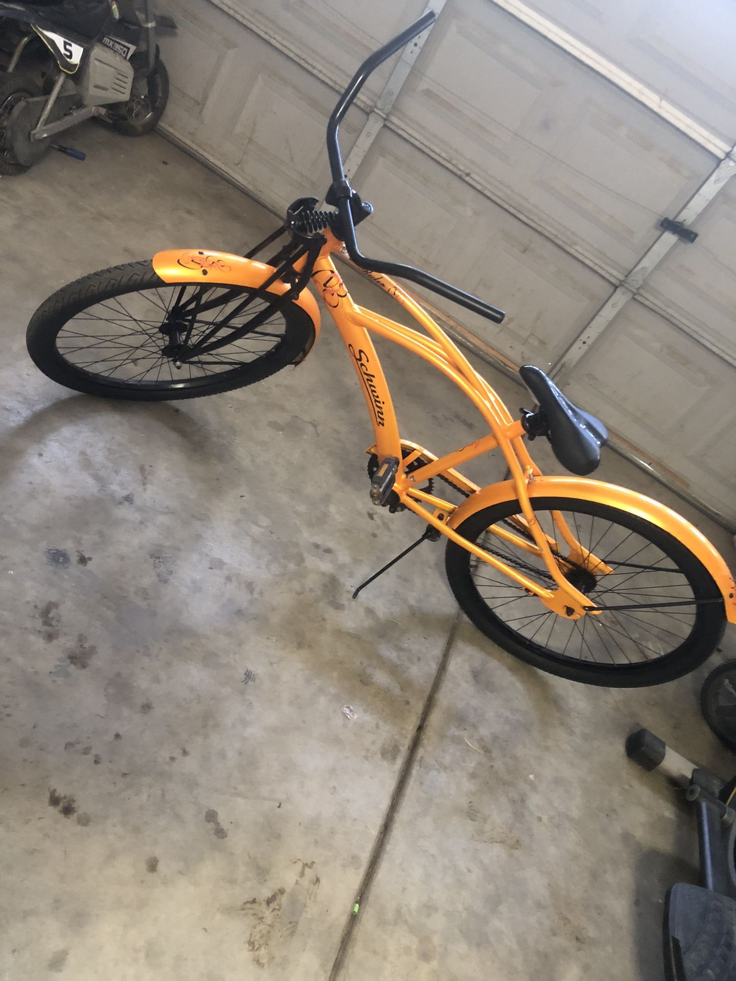 Schwinn Ruler Beach Cruiser