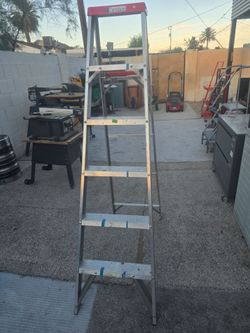 6 ft step Ladder