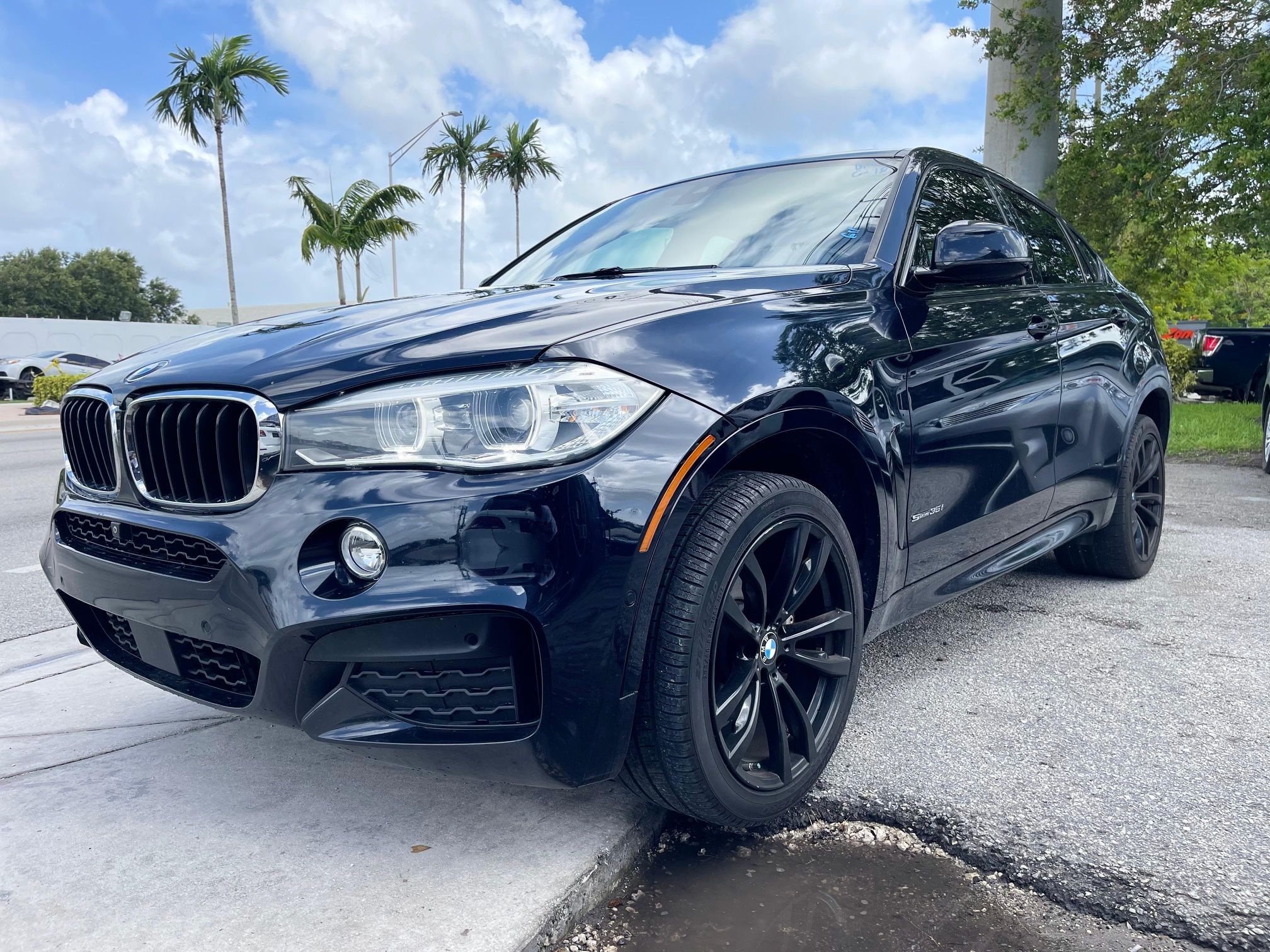 Bmw X6! $2000 Down