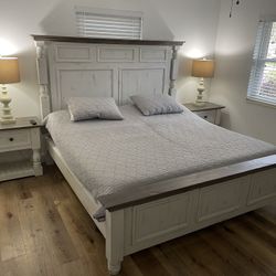 King Size Bedroom Set. 