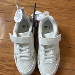 NWT Primark kids Sneakers size 11