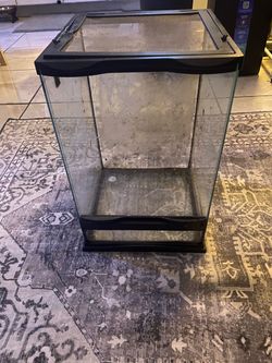Reptile tank