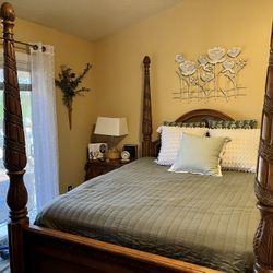 Beautiful Queen Bedroom Set