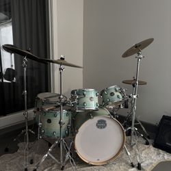 MAPEX ARMORY 6PC DRUM SET W/ ZILDJIAN CYMBAL SET *basically new*