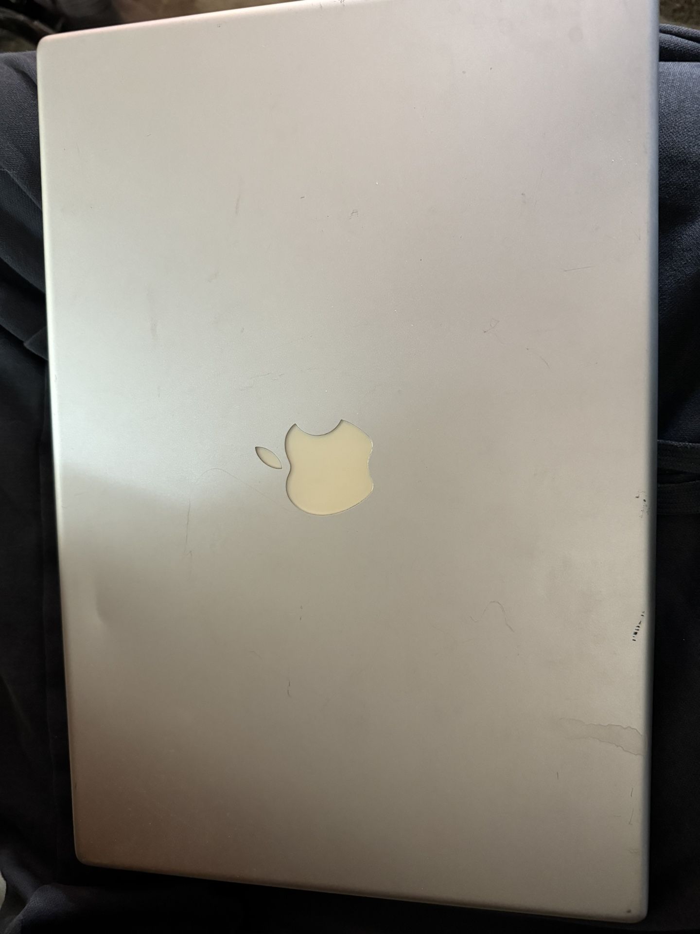 PowerBook G4 Old Apple Computer