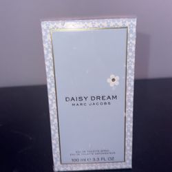 Daisy Marc Jacobs perfume