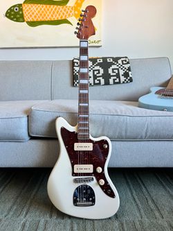 Jazzmaster Style Guitar