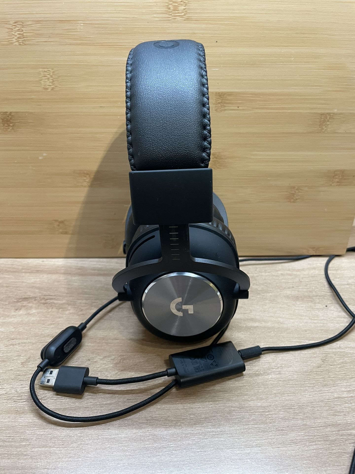 logitech g pro x gaming headphones a00101 missing mic - See Description