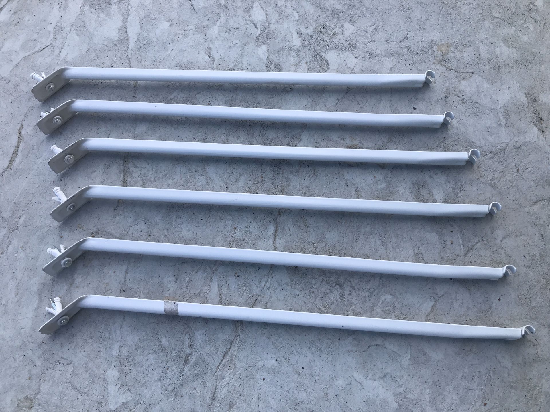 Metal shelf uprights/supports x6