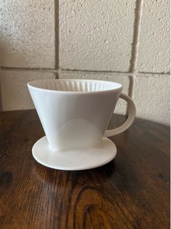 White Ceramic Pour-over Coffee Drip Maker