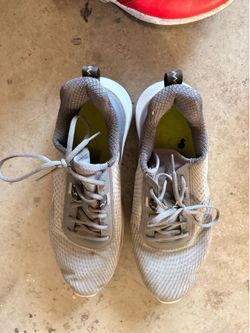 Mens size 11 shoes