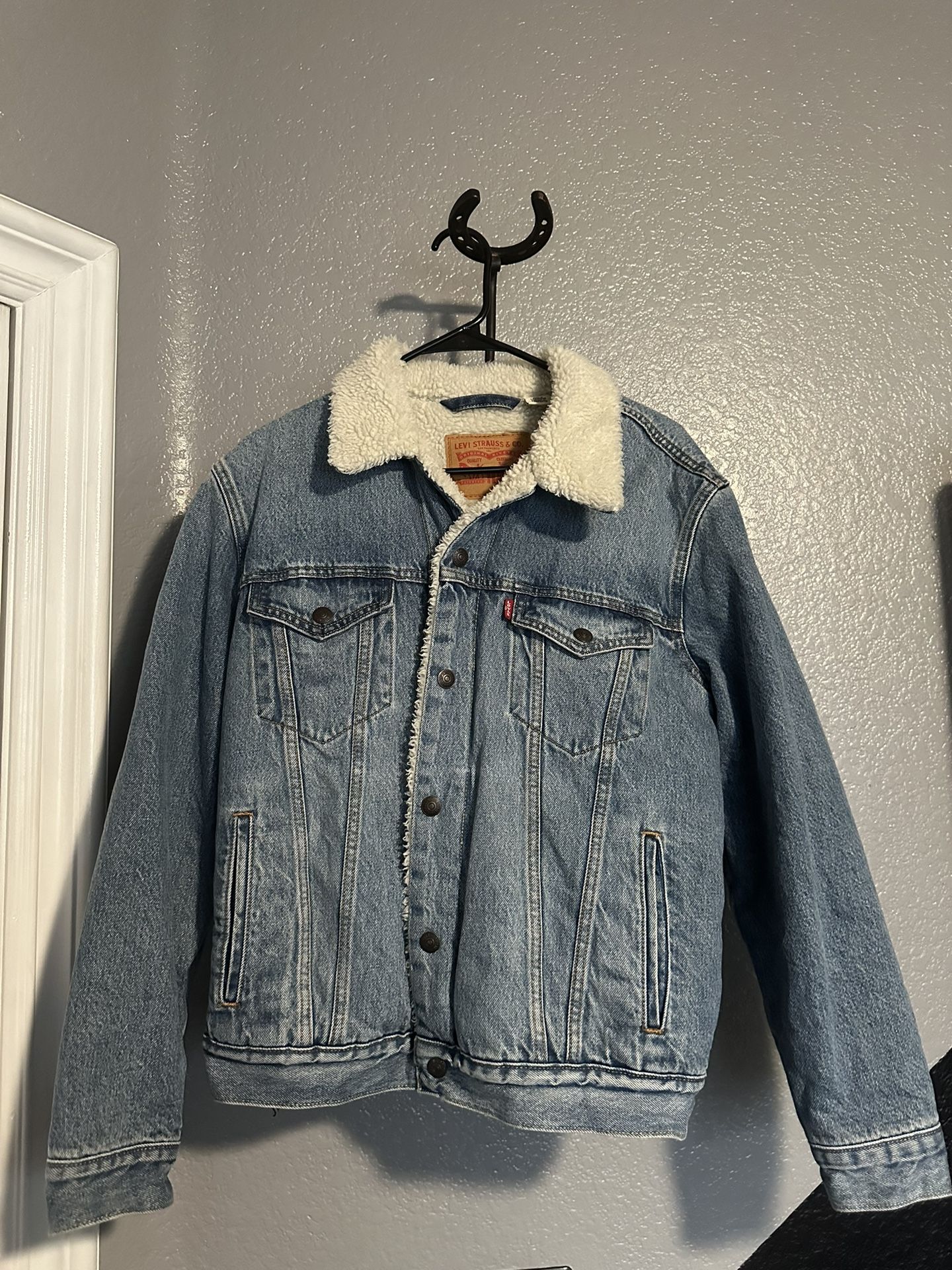 Men’s Small Levi’s Sherpa Jean Jacket