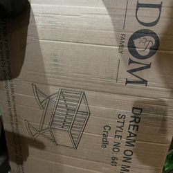 DOM Family Cradle