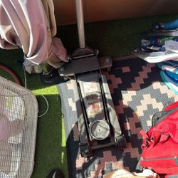 Pittsburgh Heavy Duty 3 ton Jack