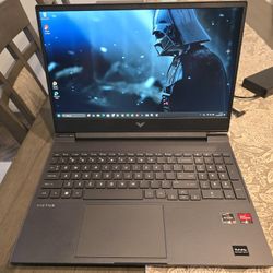 HP Victus 15 Gaming Laptop 15.6" 16GB DDR5 512GB SSD Radeon RX 6550M (>RTX3050) and matching Dock
