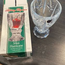 St. George 24% Lead Crystal Holiday Mini hurricane 