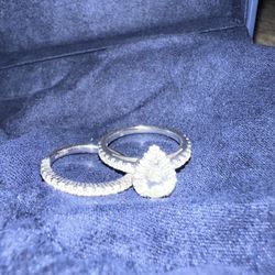 Beautiful Diamond Wedding Set