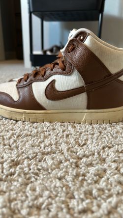 Nike brown and white fallout Nike 2022