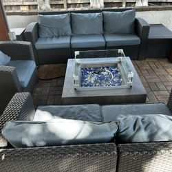 Furniture Patio 6 People Set W Fire Pit And Propano Tank