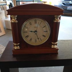 Vintage Stiffel 0401 Wooden Case Mantle Clock