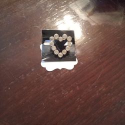 Vintage Heart Brooch w/Rhinestones