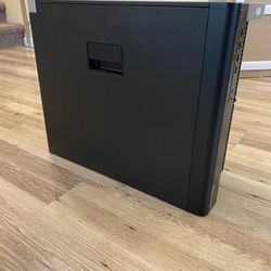 Dell Desktop Computer With Keyboard And Mouse