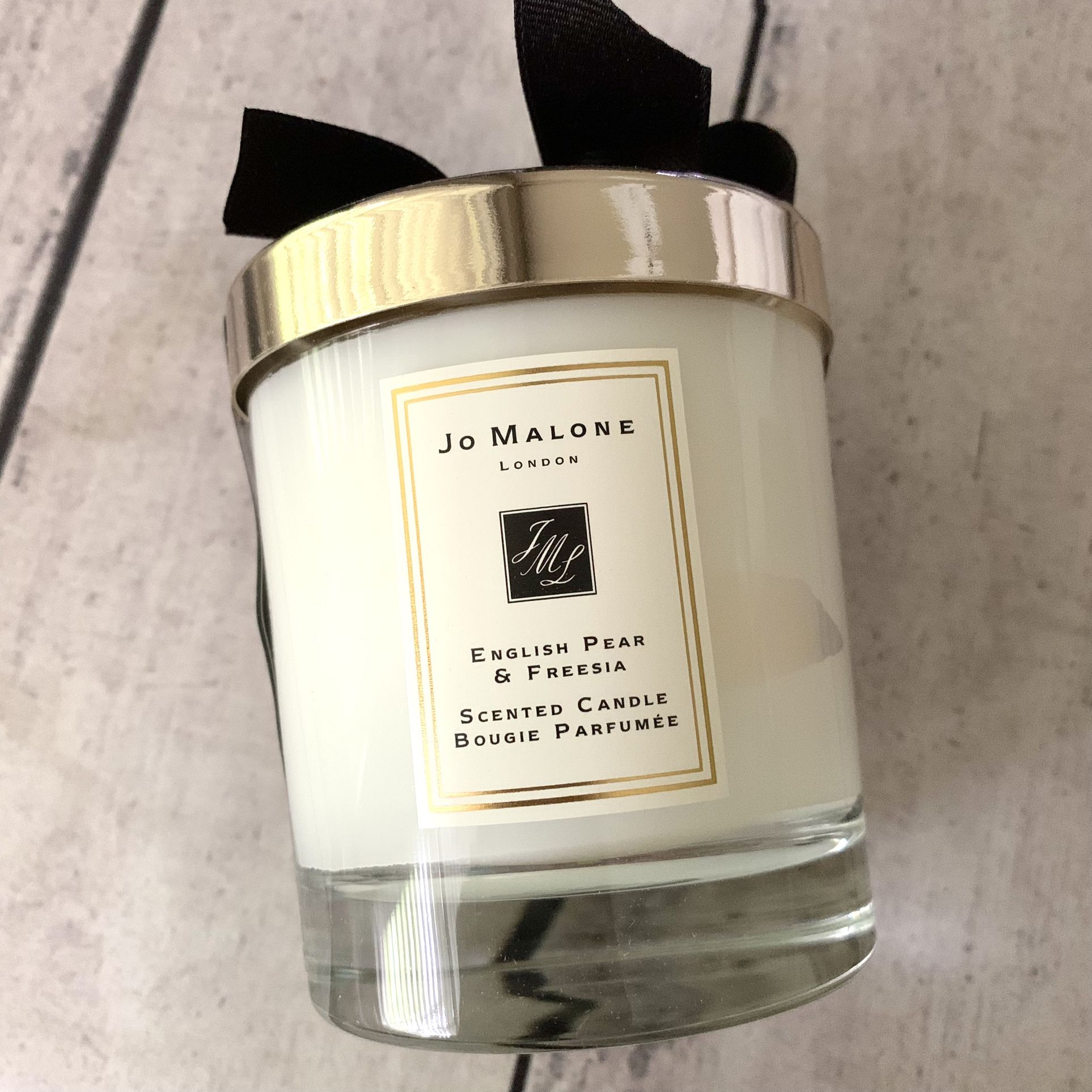 Jo Malone English Pear & Freesia Scented Candle - Full Size 2.5 In / 200 g