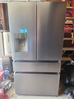 Hisense French Door Smart Refrigerator