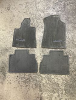 Toyota Tundra Floor Mats