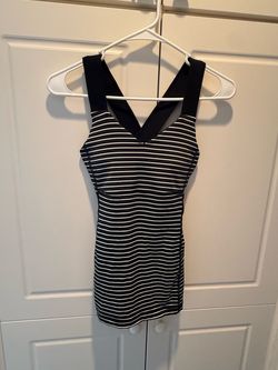 Lululemon tank