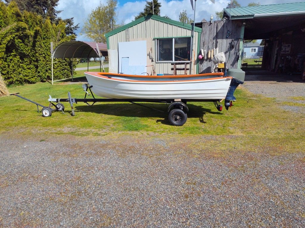 12ft Fiberglass Boat