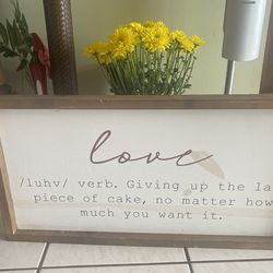 Picture, large pillows