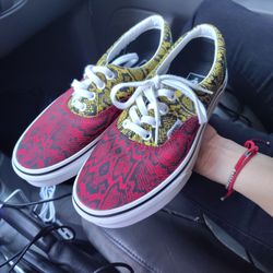 Vans 